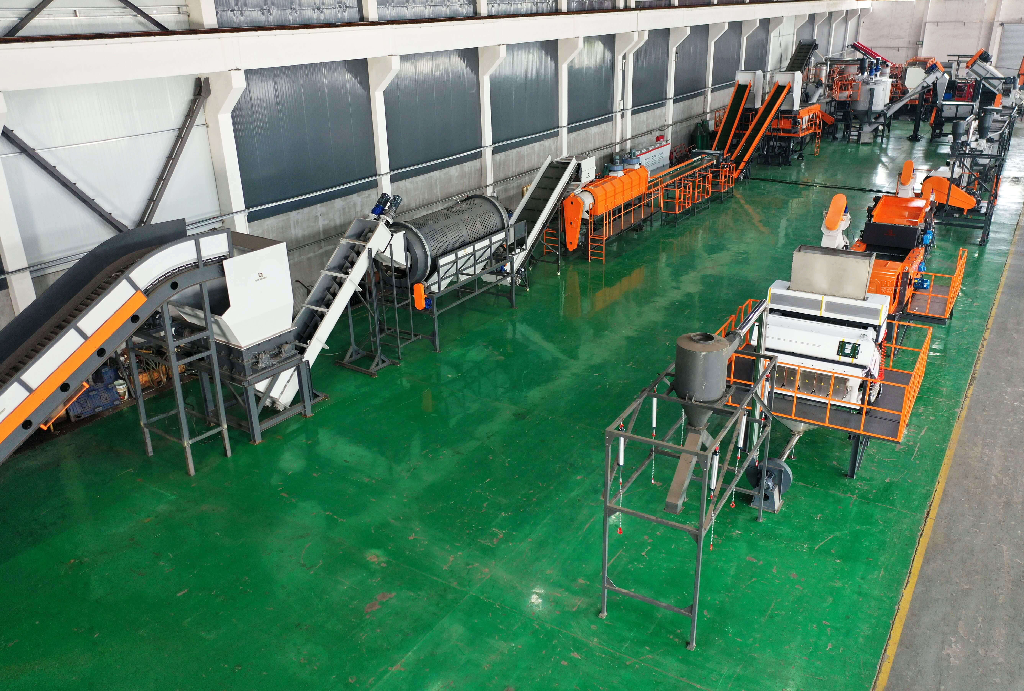 Bottle-to-Bottle Recycling (Food-Grade PET Bottle Washing Line)